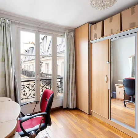 4bd W Balcony In By Guestready Apartment *